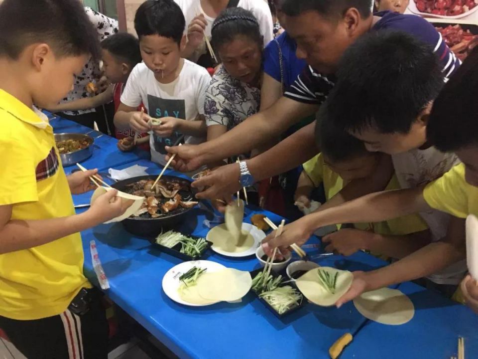 ׯ�к���Ϸ(�й�)�ɷ����޹�˾-����