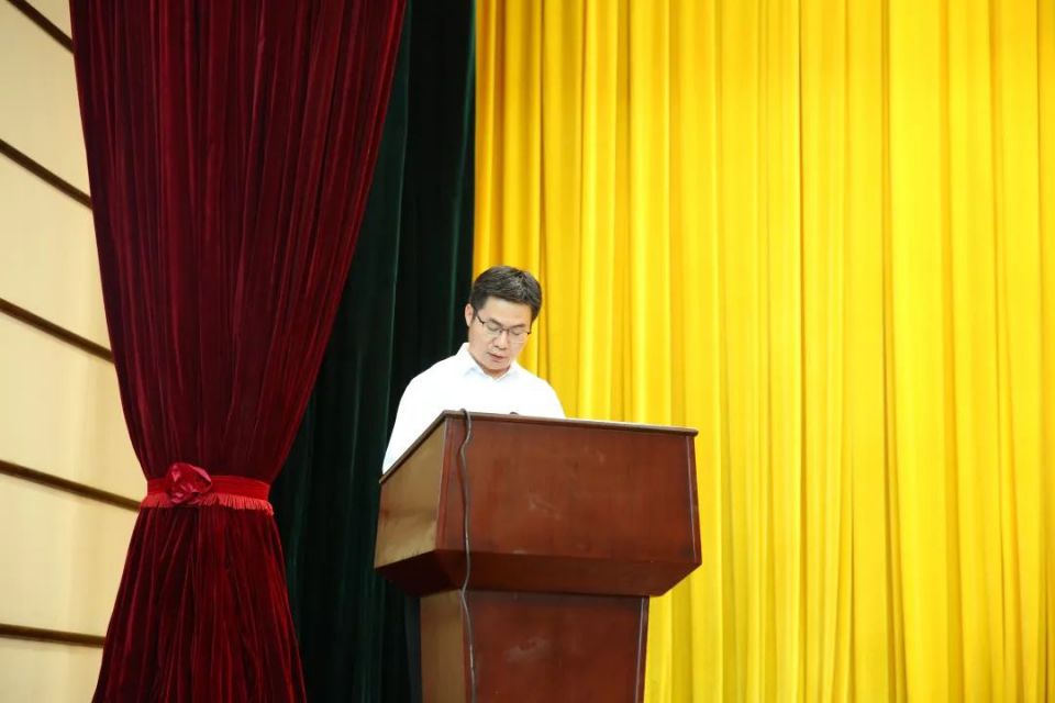 ׯ�к���Ϸ(�й�)�ɷ����޹�˾-����