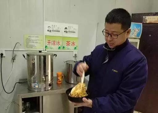 ׯ�к���Ϸ(�й�)�ɷ����޹�˾-����