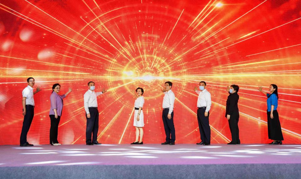 ׯ�к���Ϸ(�й�)�ɷ����޹�˾-����