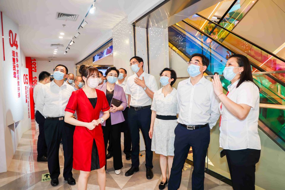 ׯ�к���Ϸ(�й�)�ɷ����޹�˾-����