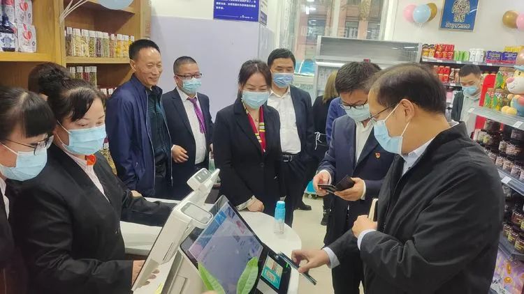 ׯ�к���Ϸ(�й�)�ɷ����޹�˾-����