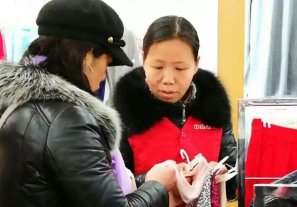 ׯ�к���Ϸ(�й�)�ɷ����޹�˾-����