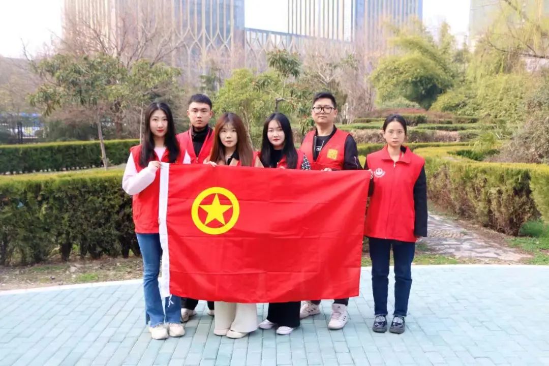 ׯ�к���Ϸ(�й�)�ɷ����޹�˾-����