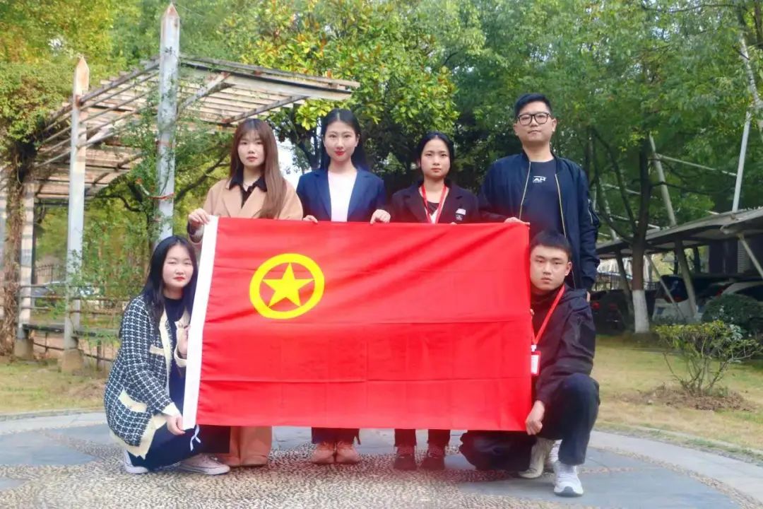 ׯ�к���Ϸ(�й�)�ɷ����޹�˾-����