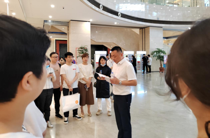 ׯ�к���Ϸ(�й�)�ɷ����޹�˾-����