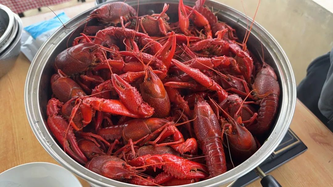 ׯ�к���Ϸ(�й�)�ɷ����޹�˾-����