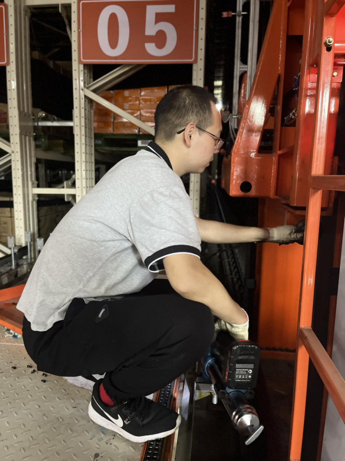 ׯ�к���Ϸ(�й�)�ɷ����޹�˾-����