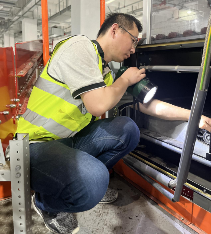 ׯ�к���Ϸ(�й�)�ɷ����޹�˾-����