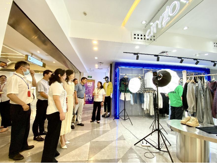 ׯ�к���Ϸ(�й�)�ɷ����޹�˾-����