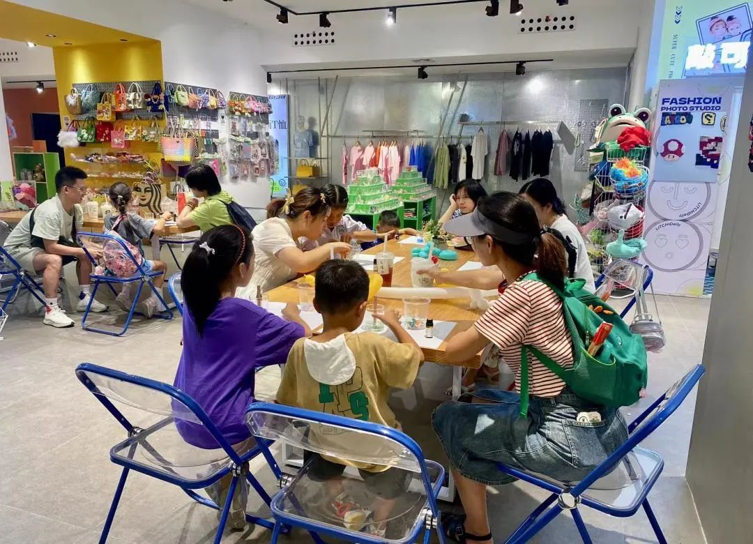 ׯ�к���Ϸ(�й�)�ɷ����޹�˾-����