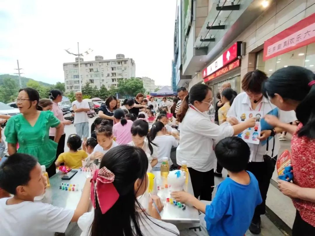 ׯ�к���Ϸ(�й�)�ɷ����޹�˾-����