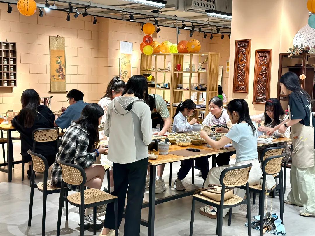 庄闲和游戏(中国)股份有限公司-官网